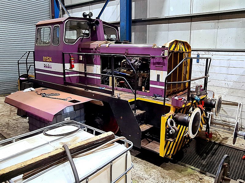 [wnxx] Pictures Barton under Needwood 041223 091223